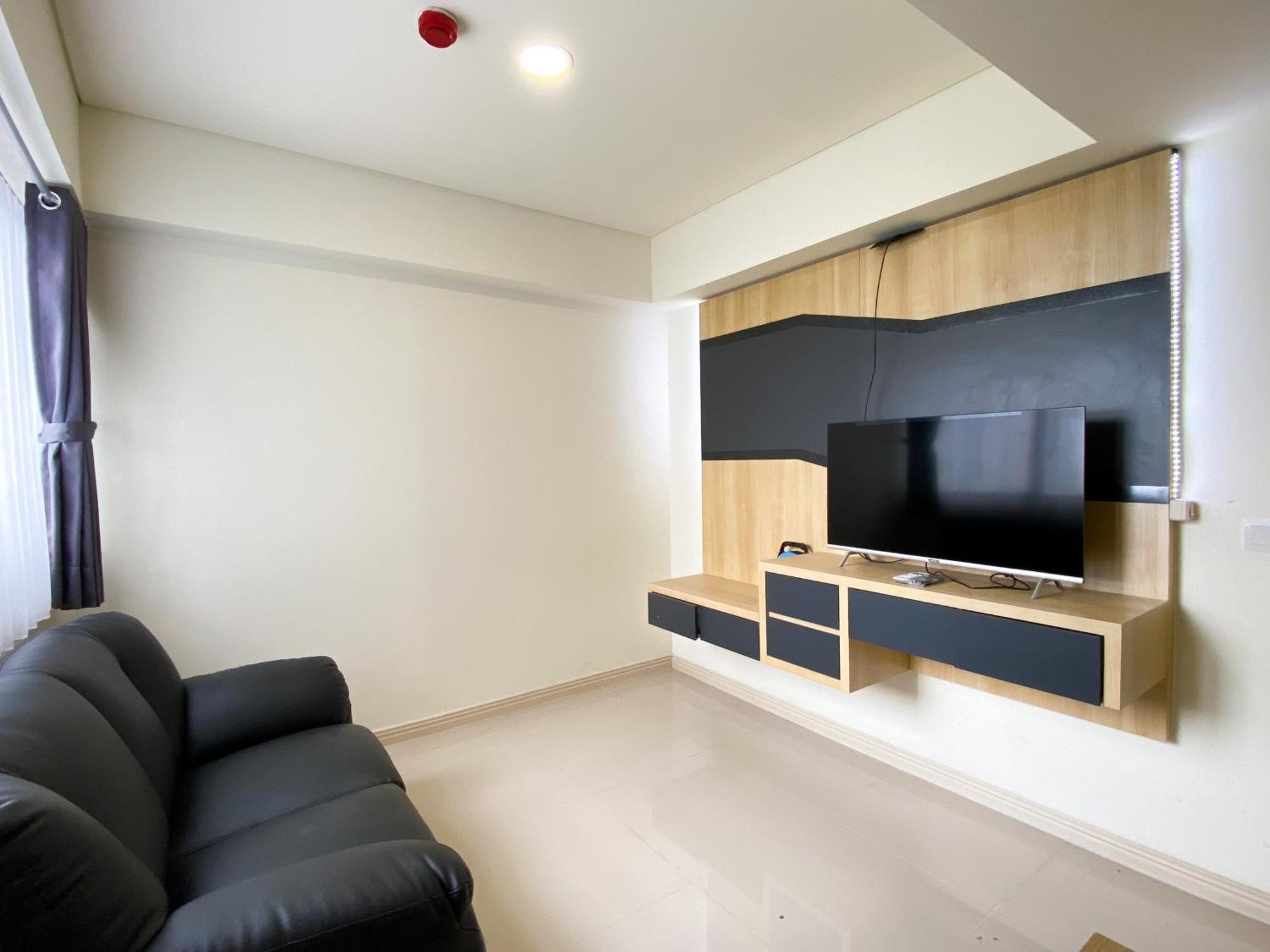 Cozy Living And Simply 2Br At Meikarta Apartment By Travelio ชีการัง ภายนอก รูปภาพ